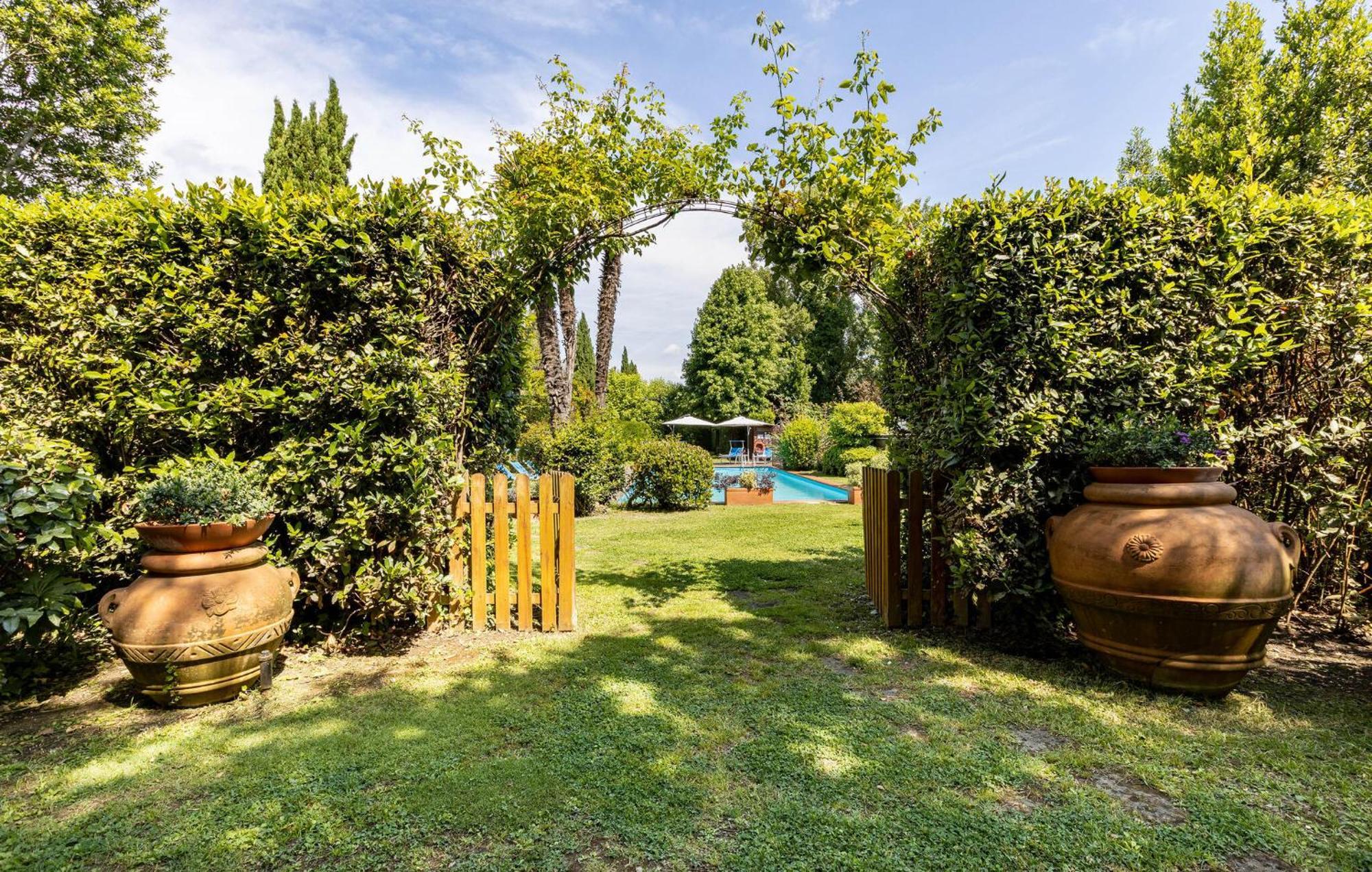 Villa Elena Pisa Luaran gambar